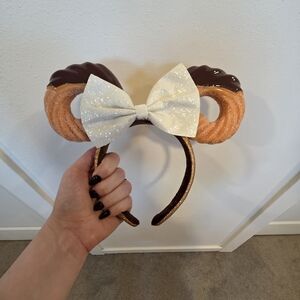 Disney Pretzel Ears Headband with White Bow